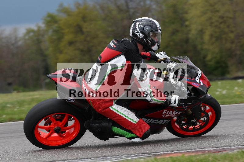 Archiv-2022/13 25.04.2022 Plüss Moto Sport ADR/Freies Fahren/9